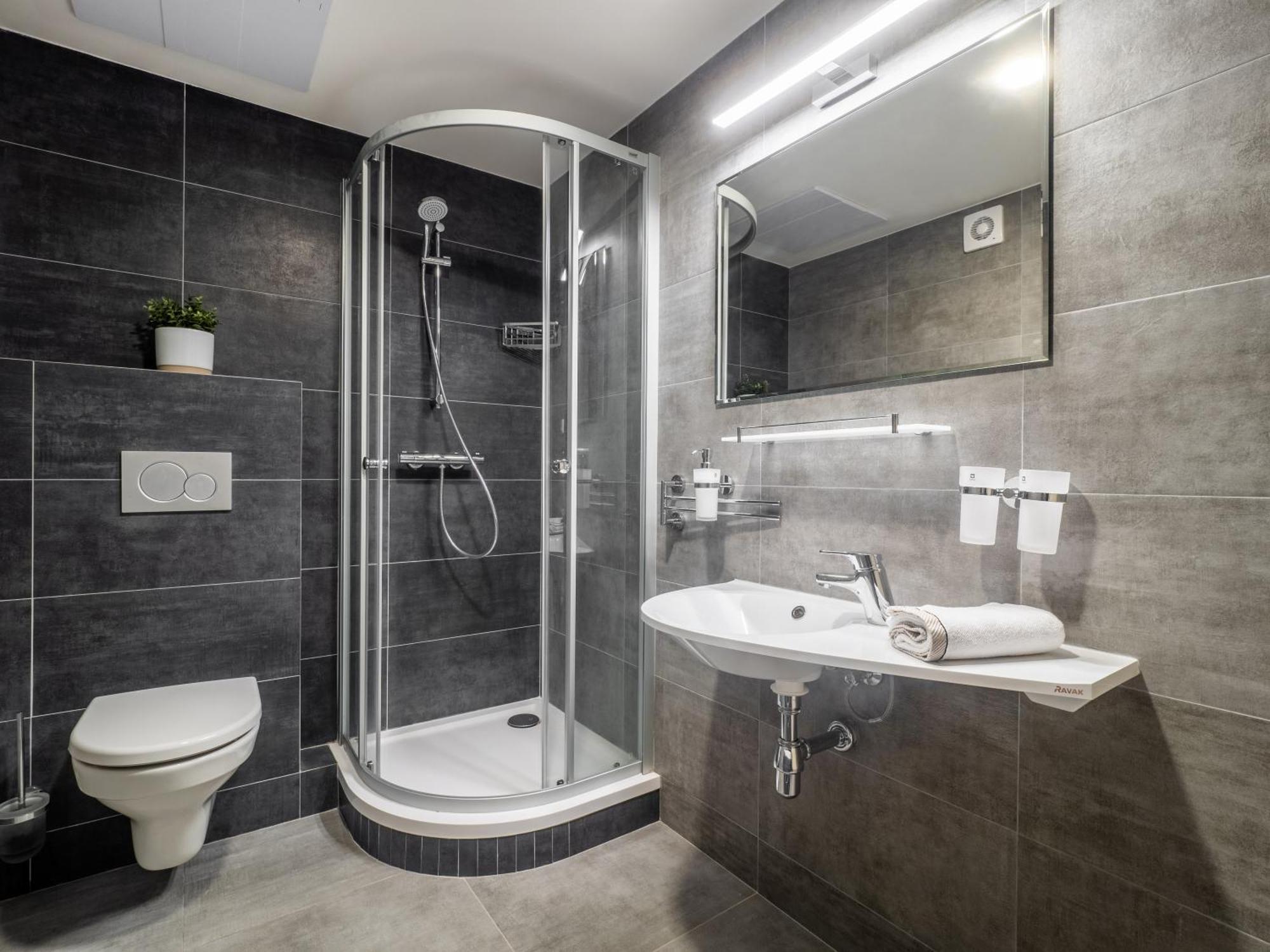 Zamecek Waldsteinovo Zatisi Hotel Svatoslav Екстериор снимка